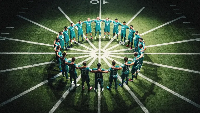 Vladimir Guerrero Jr. at bat for the Toronto Blue Jays during 2026 spring training, showcasing his e